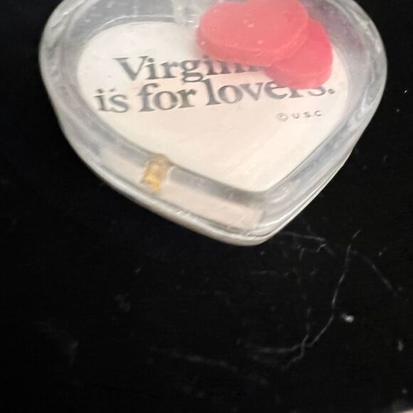 Two vintage state keychains. California and Virginia. - Picture 3 of 6